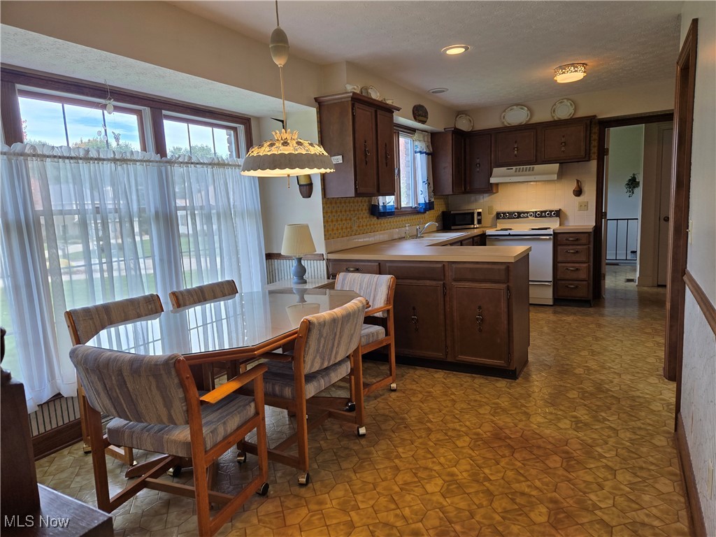 Prestwick Condo - Residential