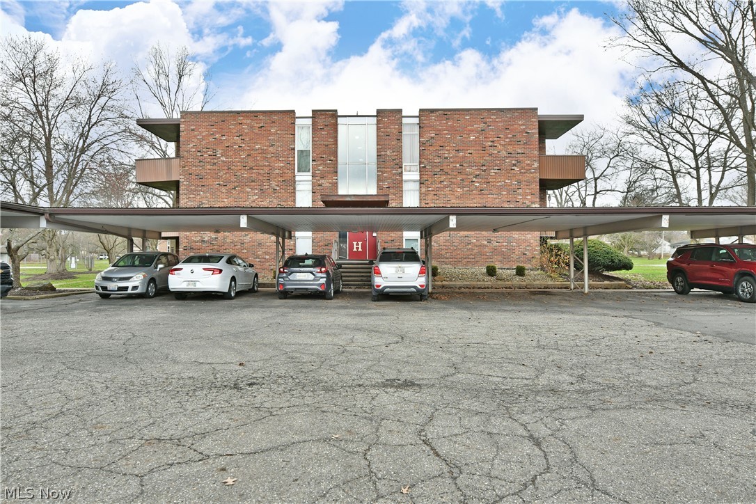 Terrace North Condo - Residential