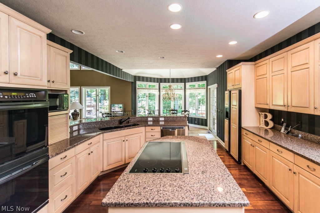 Lake Forest - Residential