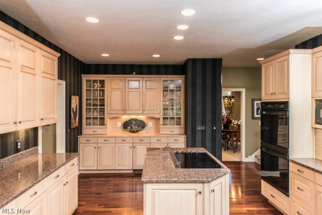 Lake Forest - Residential