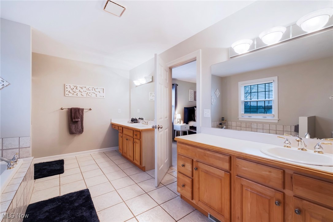 Fox Den 1 - Residential