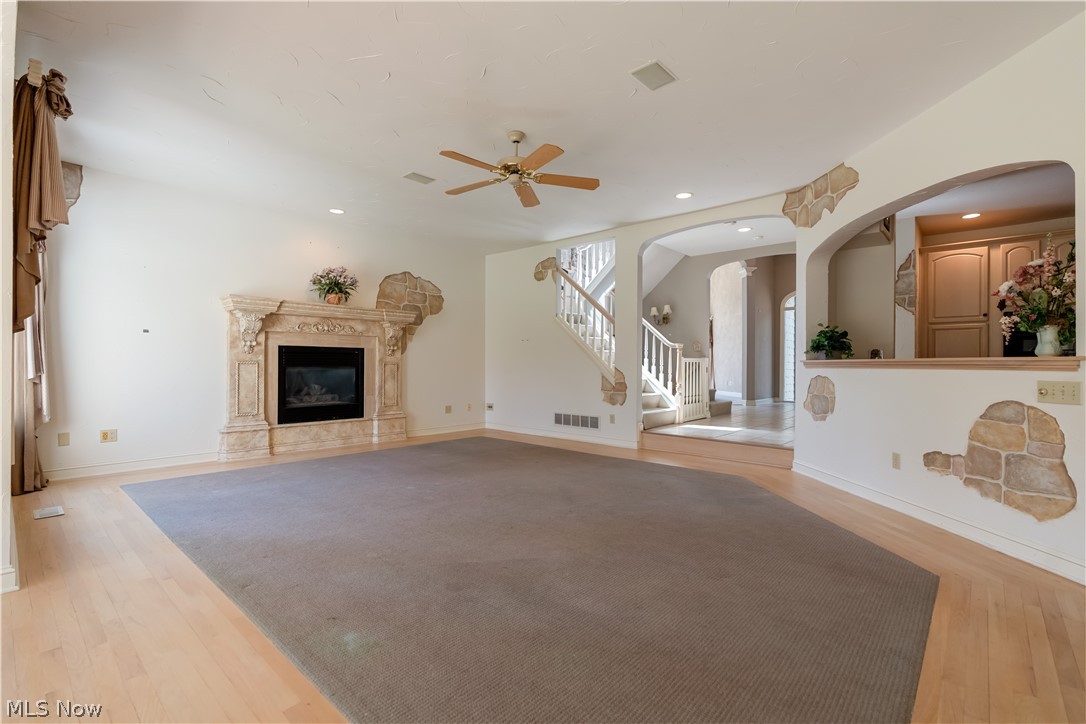 Woods At Nobles Pond - Residential