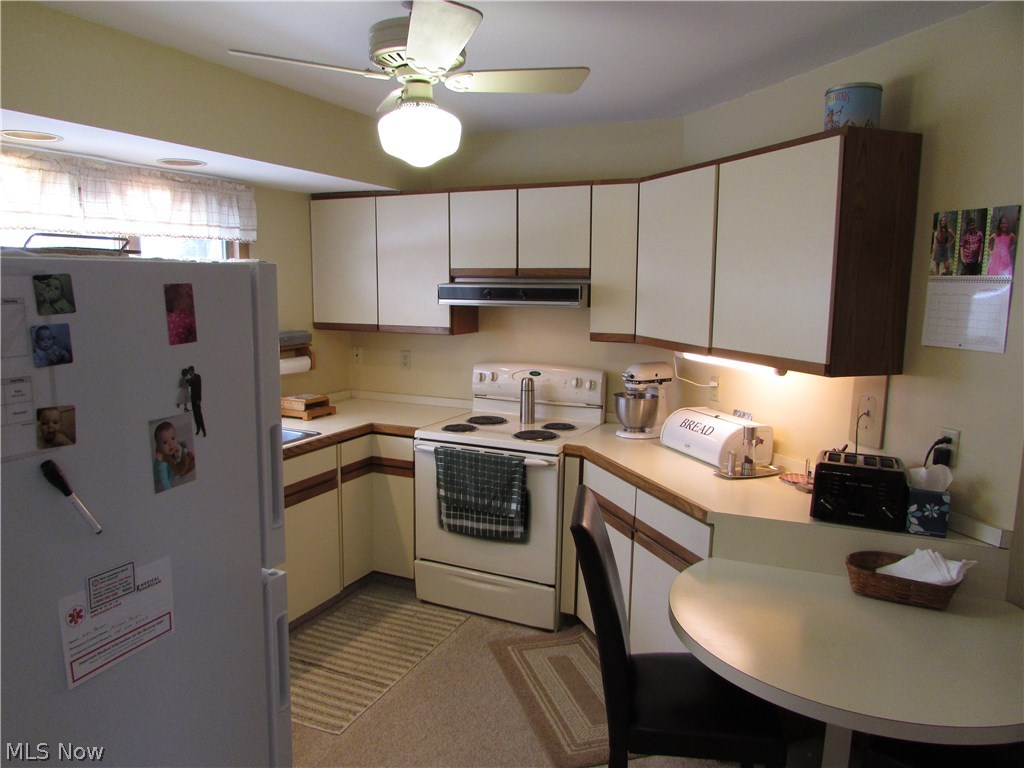 Westwinds Condo Ph 04 - Residential