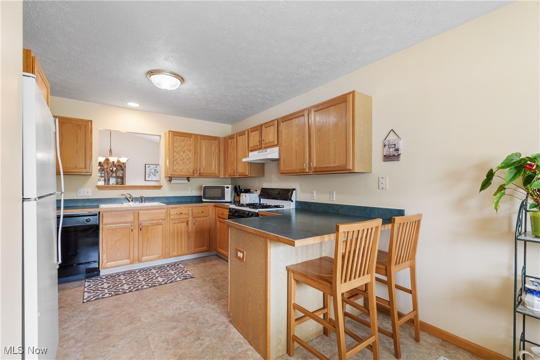 5303 Chaucer Drive, Medina, Ohio image 10