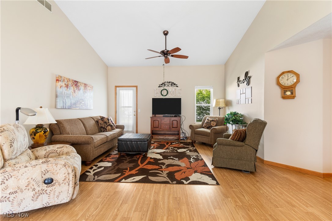 5303 Chaucer Drive, Medina, Ohio image 6