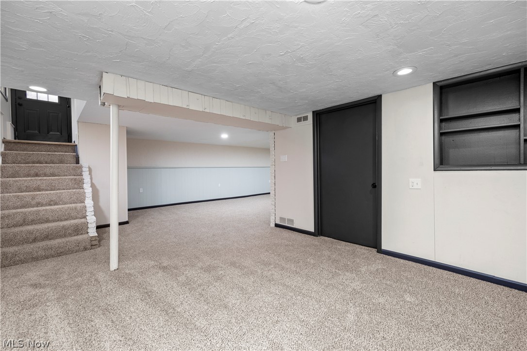 Abbe Knolls - Residential