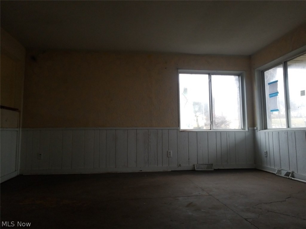 Arlington Waterloo Acres - Residential