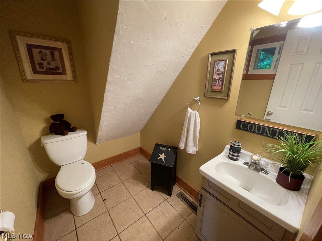 Lanmark Cove Condo Ph 02 - Residential