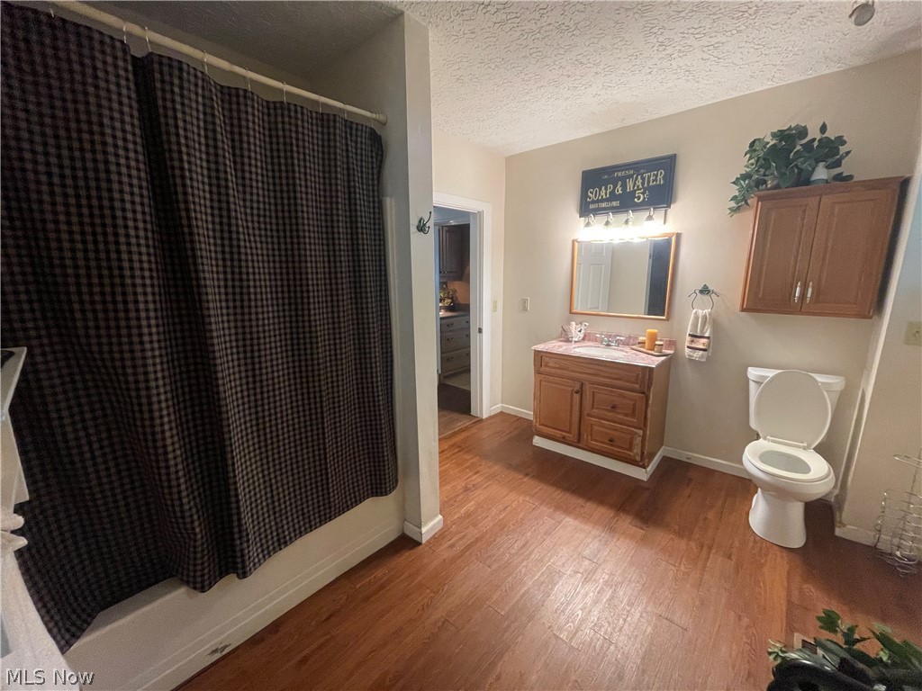 Lanmark Cove Condo Ph 02 - Residential