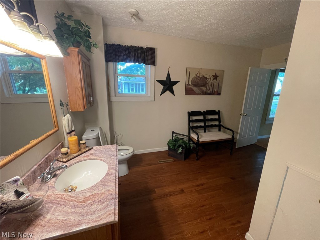 Lanmark Cove Condo Ph 02 - Residential