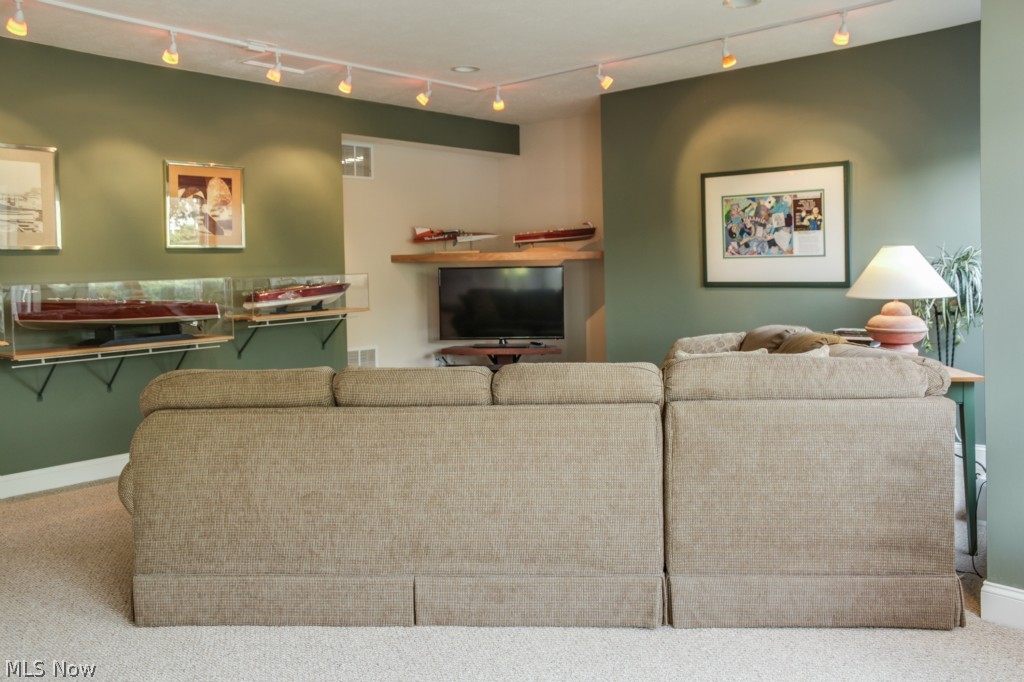 Lakes/Franklin Mills Condo - Residential