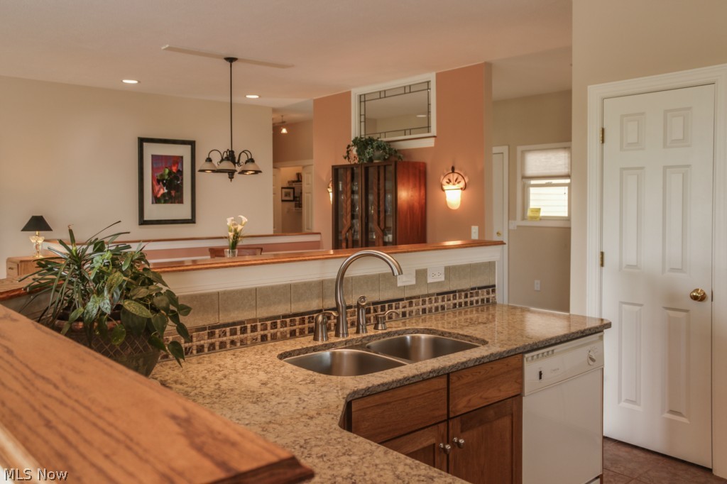 Lakes/Franklin Mills Condo - Residential