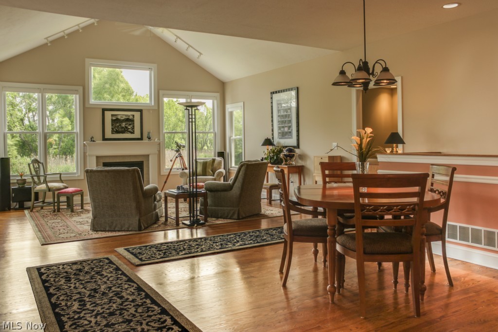 Lakes/Franklin Mills Condo - Residential