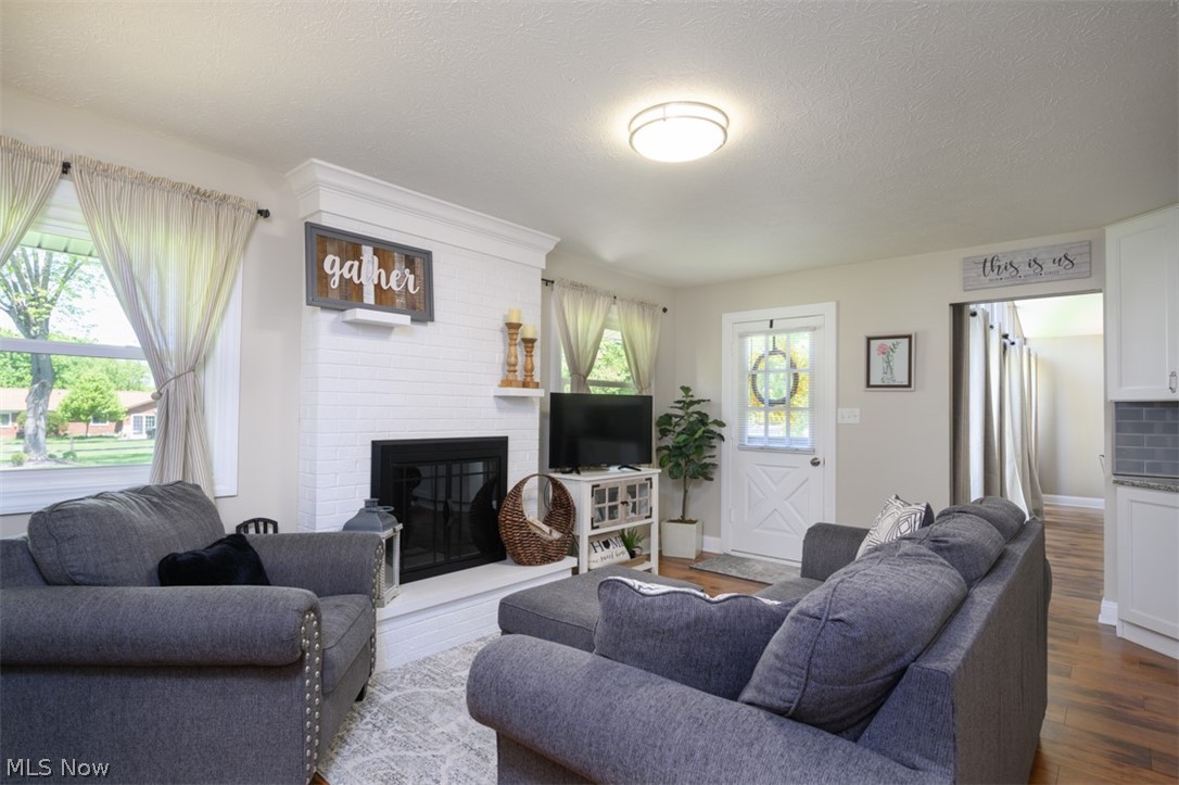 Four Seasons - Residential