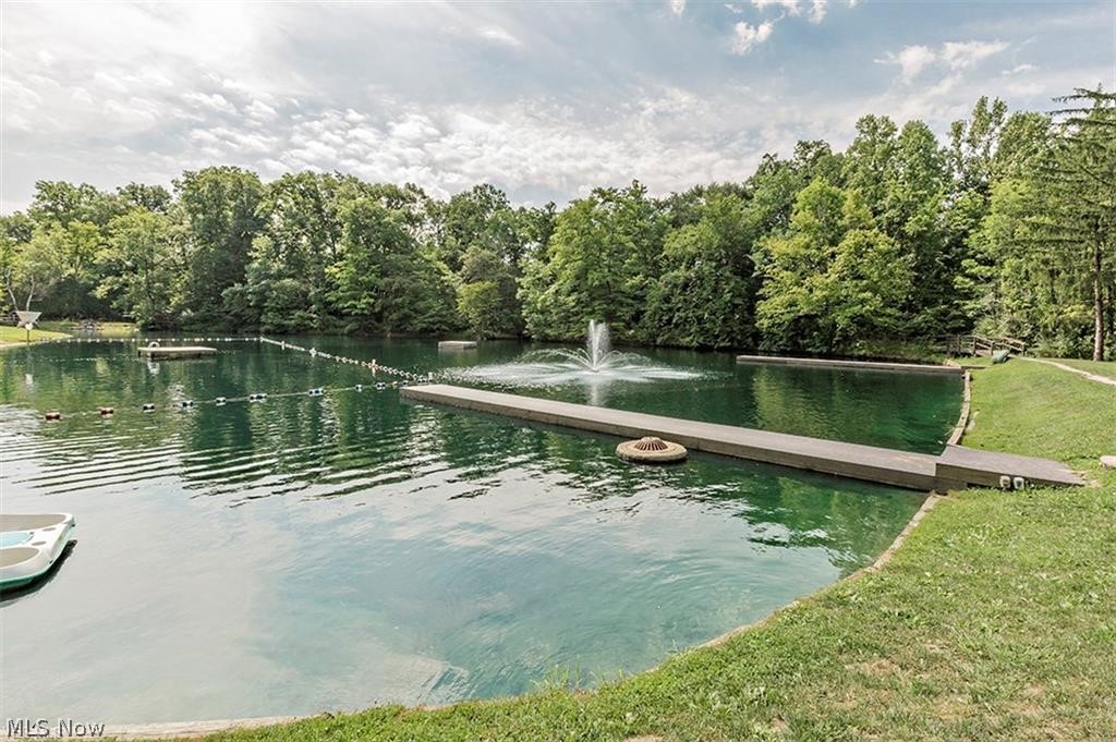 Four Seasons - Residential