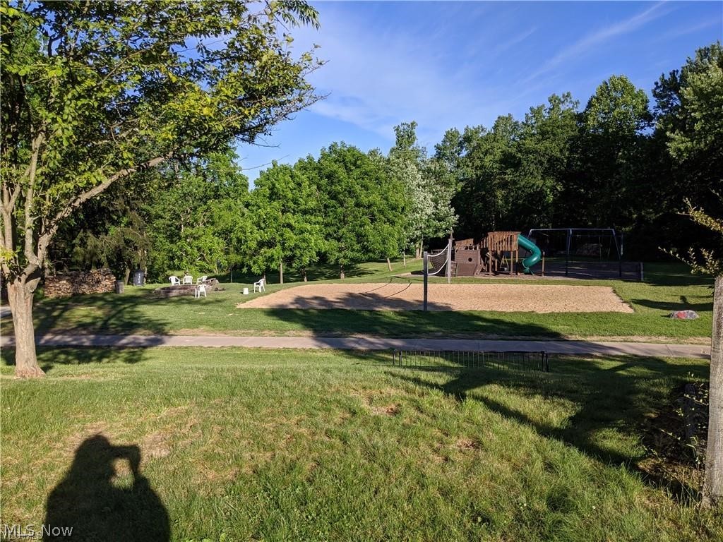 Four Seasons - Residential