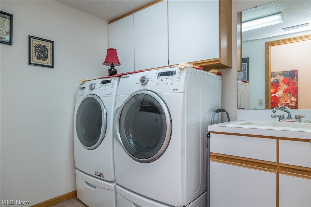 Roaming Rock - Residential