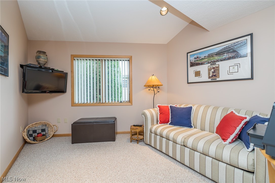 Roaming Rock - Residential