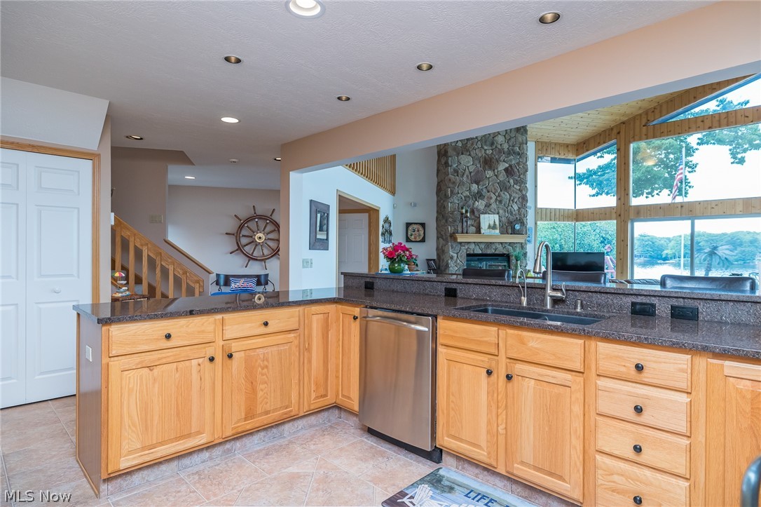 Roaming Rock - Residential