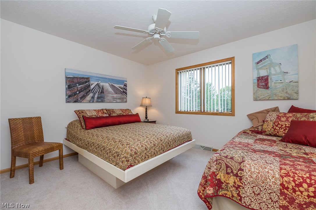 Roaming Rock - Residential