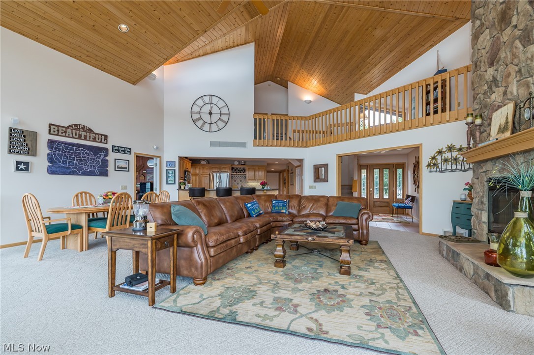 Roaming Rock - Residential