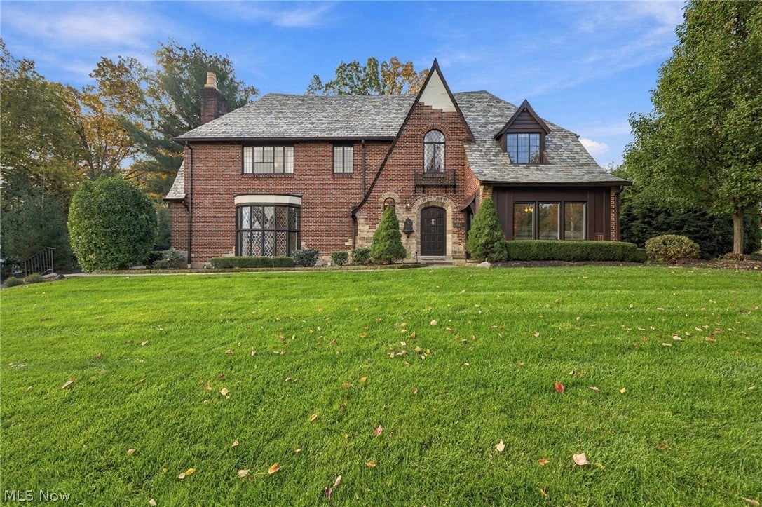 932 Genesee Road