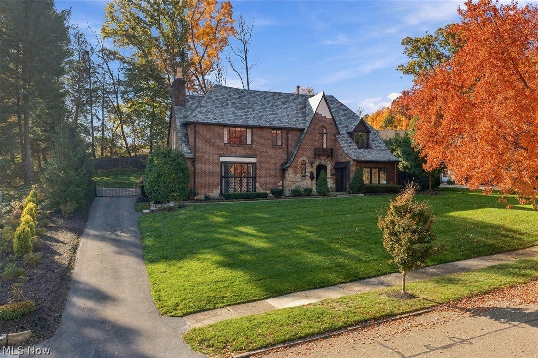 932 Genesee Road