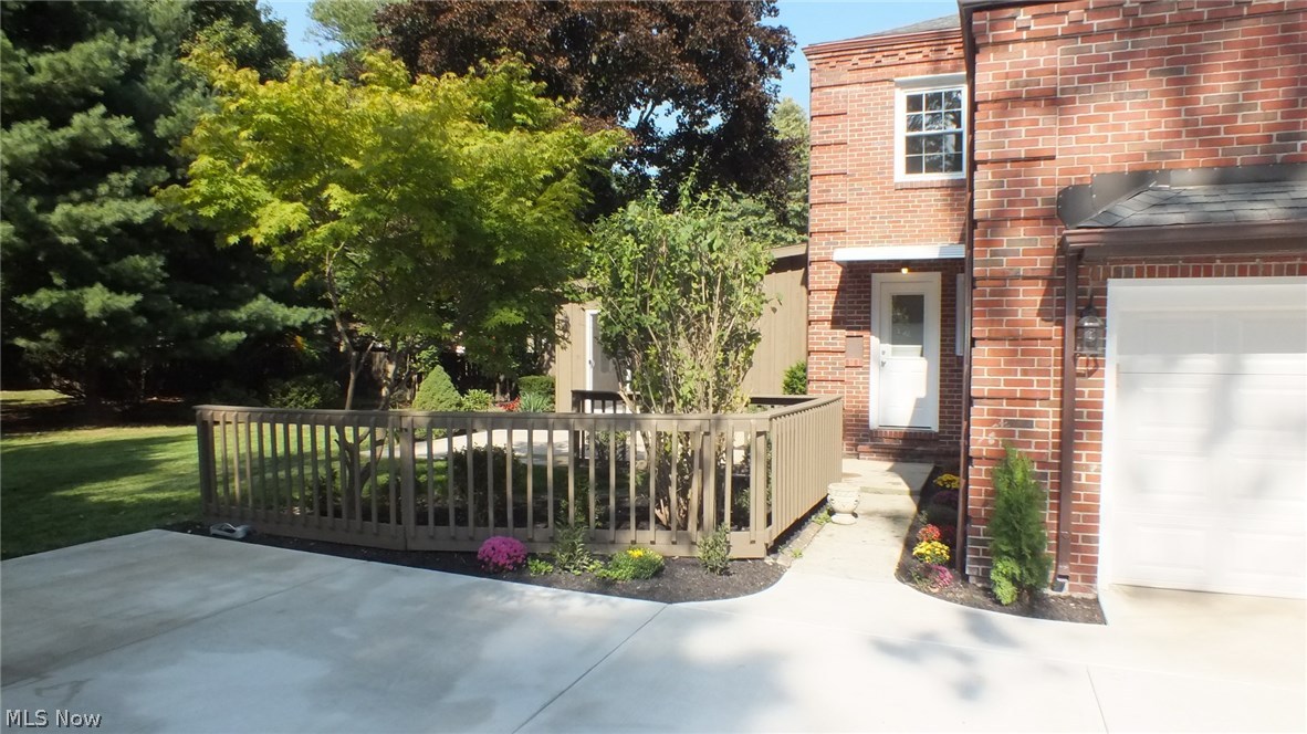 Francis B Martin's Nearingwood - Residential