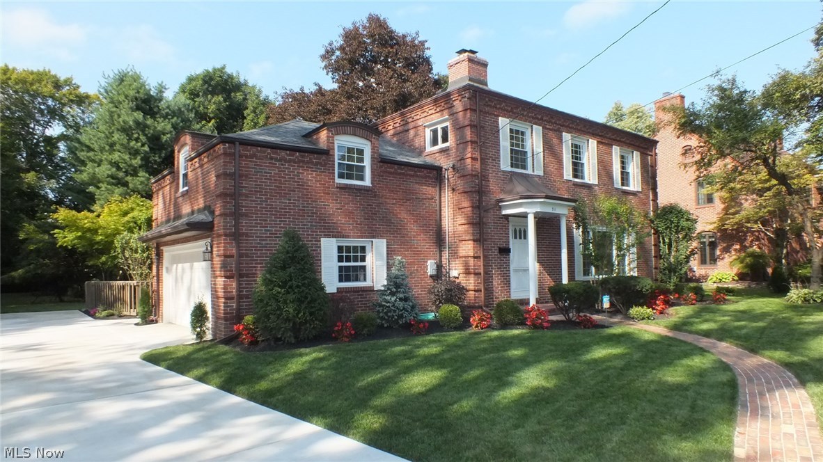 Francis B Martin's Nearingwood - Residential