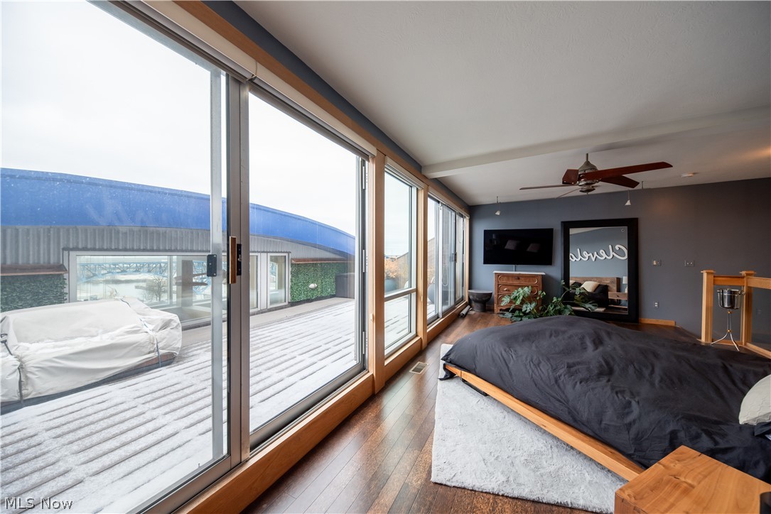 Stonebridge Plaza Condo - Residential