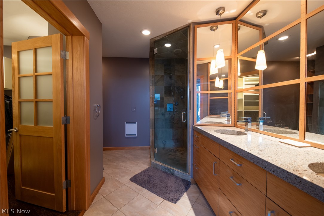 Stonebridge Plaza Condo - Residential