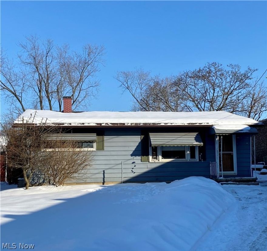 This well cared for home is sure to be perfect. You'll love the bright eat in kitchen.  The spacious family room will give everyone room to enjoy the space together.  The bedrooms are very large with plenty of space for all your furnishings.  There are hardwood floors under the carpets if you prefer.  Plus this home has an updated bathroom.  There are closets throughout this home for plenty of storage.  You’ll enjoy having a full basement that is partially finished, definitely an opportunity to create more living space and additional storage.  The seller has taken care of installing a new roof, gutters and soffits in (2019).  You'll be comfortable in the home with a newer furnace and air conditioner.  There is a fenced in backyard too on a dead end street.  What more could you ask for?   See this home soon.