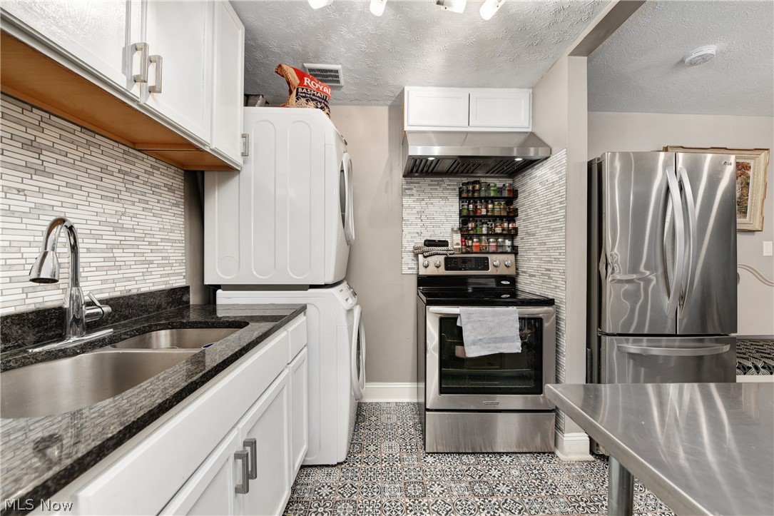 Waverly House Condo - Residential