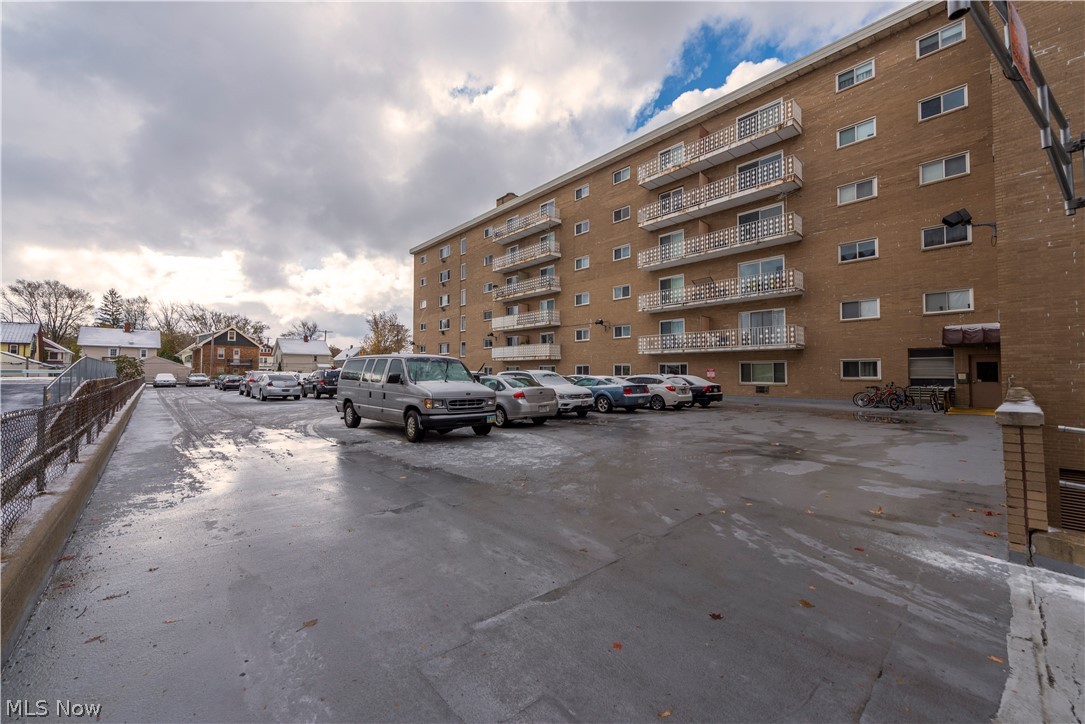 Waverly House Condo - Residential