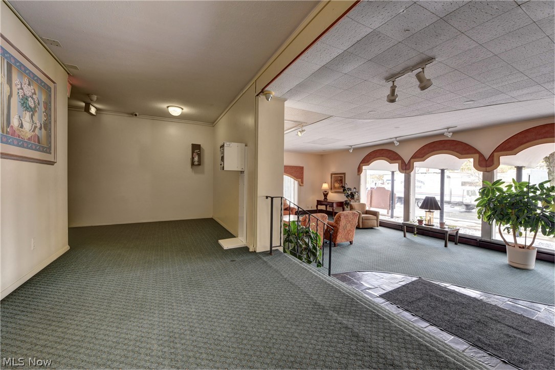 Waverly House Condo - Residential