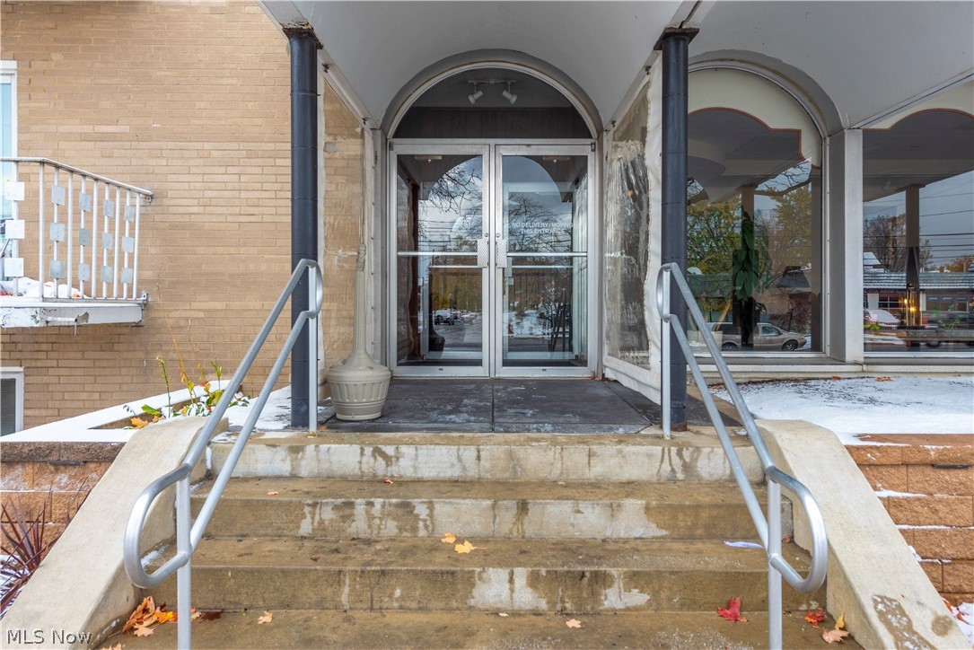 Waverly House Condo - Residential