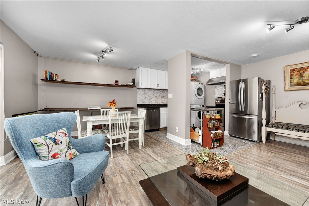 Waverly House Condo - Residential