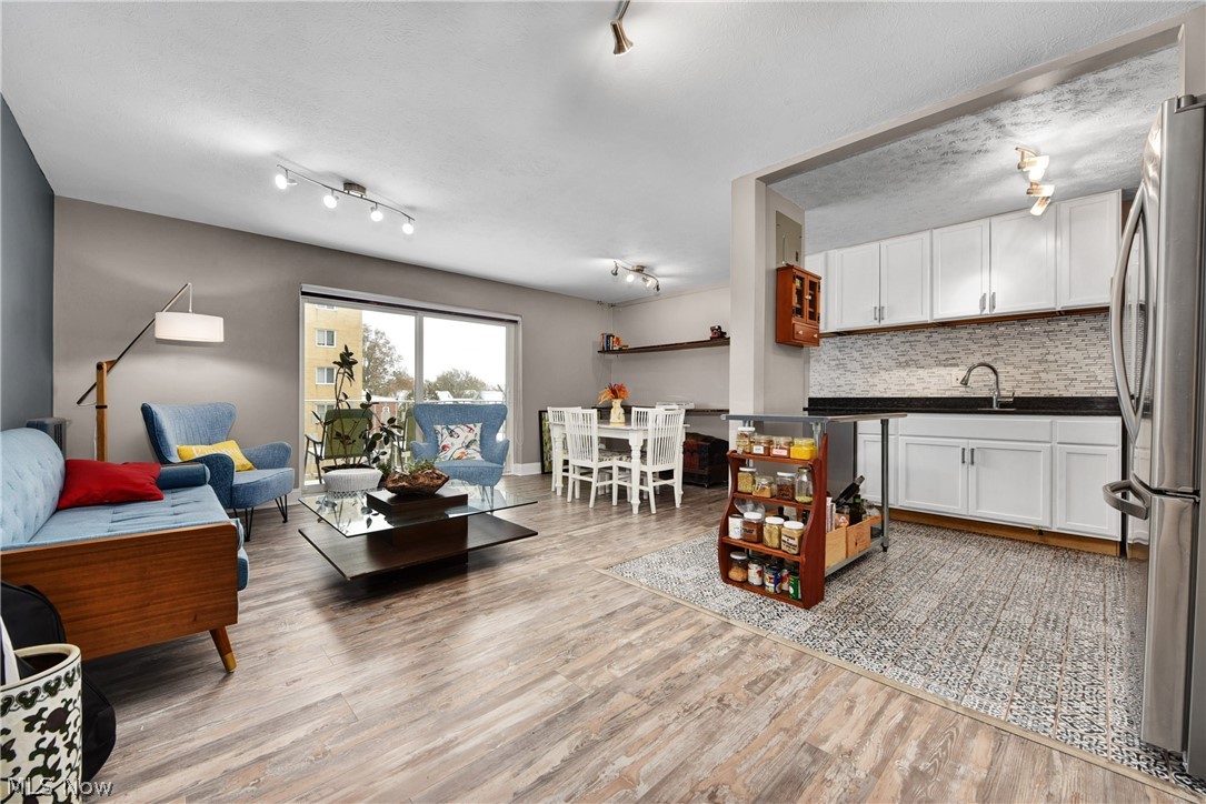 Waverly House Condo - Residential