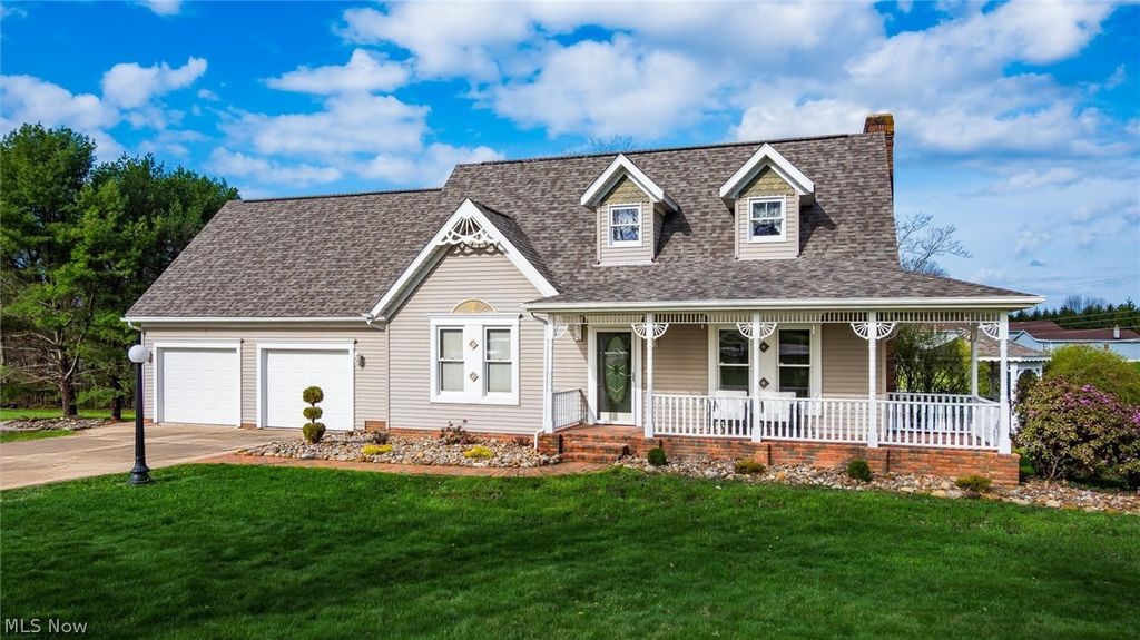 Photo of 240 Mockingbird Hill Road, Zanesville, OH 43701 (MLS # 5198655)