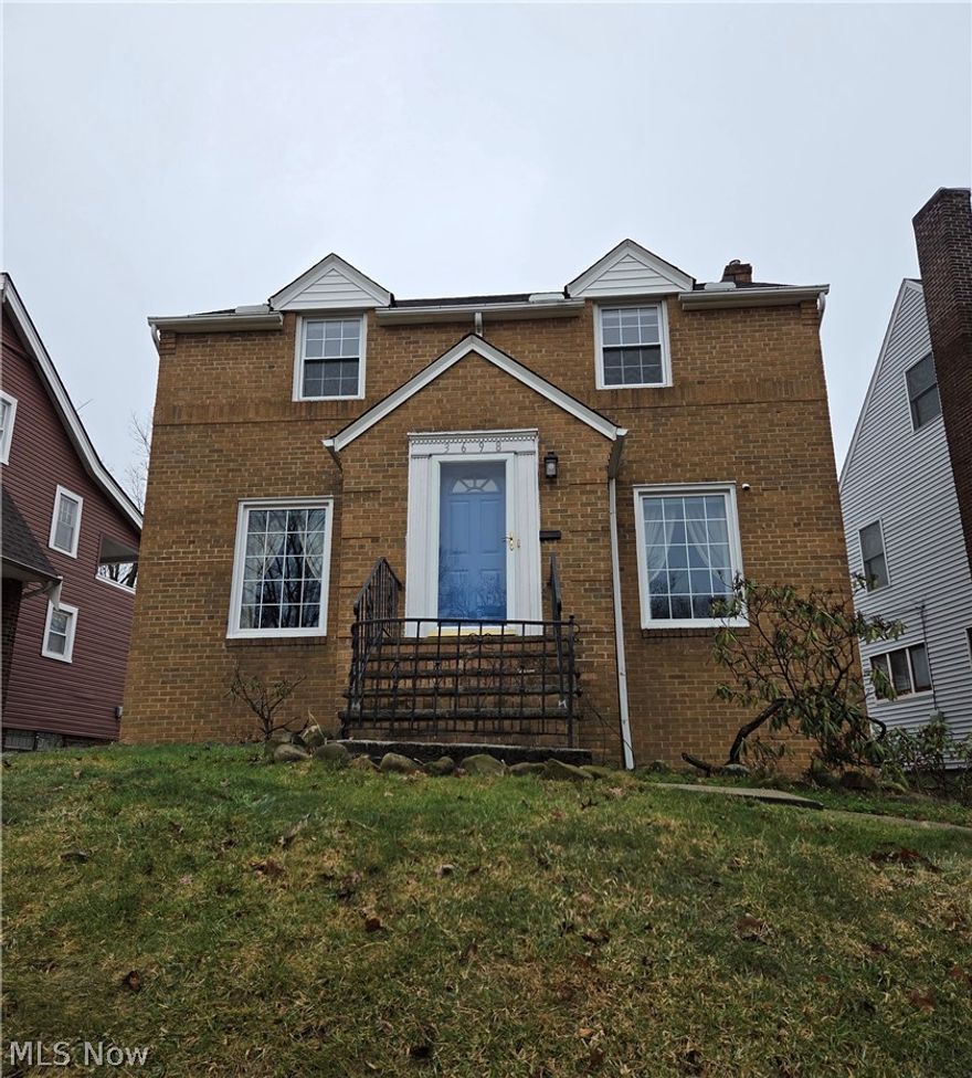 This elegant, newly remodeled single-family home sits on Washington Blvd., within walking distance of the University Heights Cedar Center and Cedar Center North at the intersection of Warrensville Center Road. The living room and dining room areas have hardwood floors. Two cozy wood-burning fireplaces and a finished basement for extra living space. Water filtration system throughout the house and a nice laundry room with Nature Stone Flooring (including washer/dryer). High efficiency furnace with Aprilaire Healthy Air System. A spacious, fully equipped, beautiful, updated kitchen with porcelain floors. Three bedrooms on the second floor, two of them with new carpet and one with a hardwood floor and a cedar closet. Huge master bedroom with a large walk-in closet with lights, hanging rails, and shelves. Full bathroom with separate shower and bathtub. Newer windows. On the first floor, a 3-season rooms offer year-round enjoyment. Roomy 2.5-car garage with epoxy flooring. New gutter guards, beautiful vinyl privacy fence.