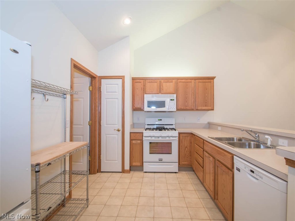 Springfield Rdg Condo - Residential