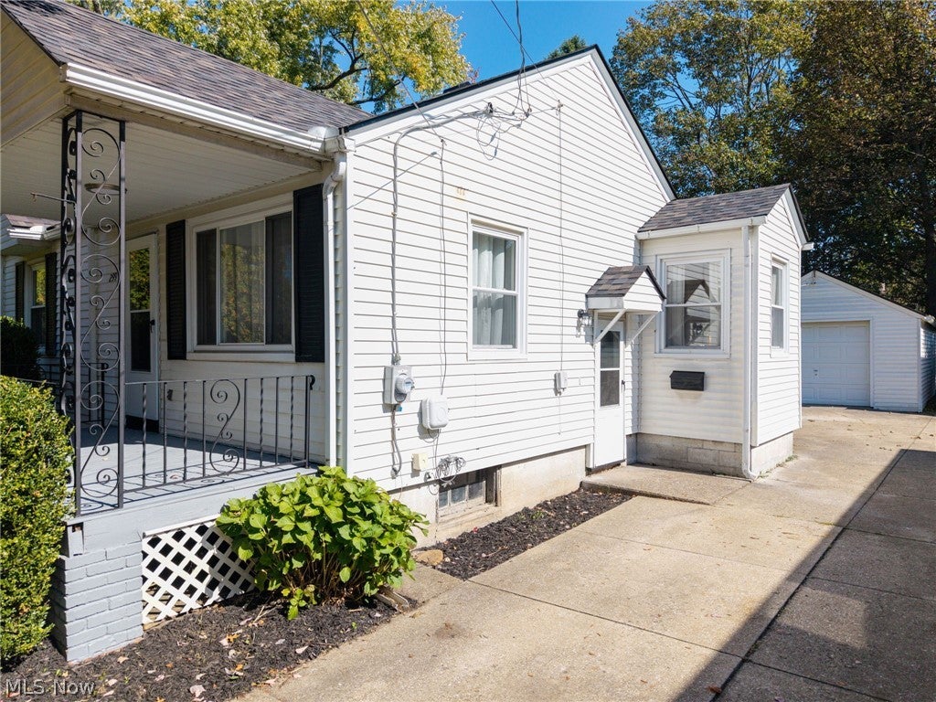 299 Zeller Avenue