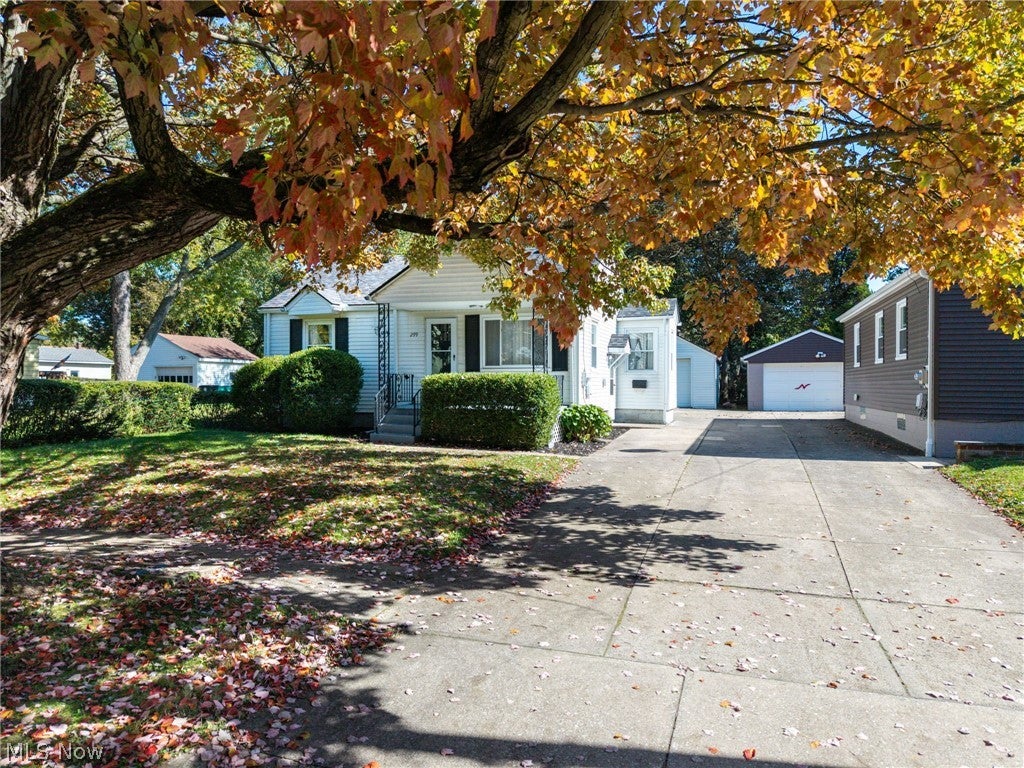 299 Zeller Avenue