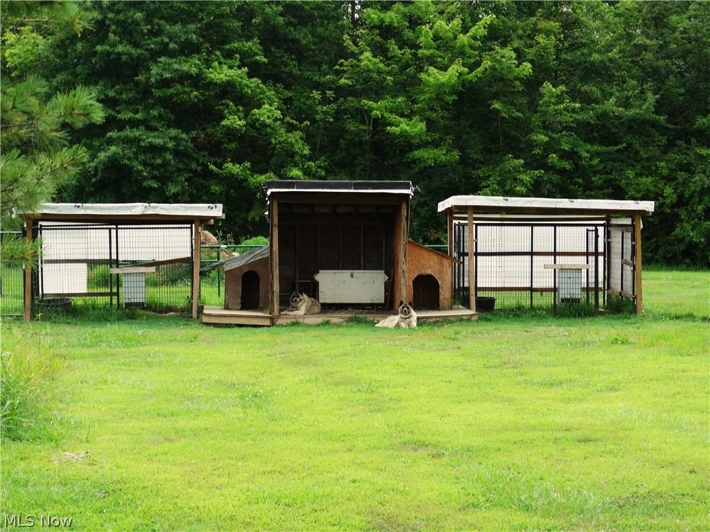 Photo 9 of 33 of 5473 Trask Road house