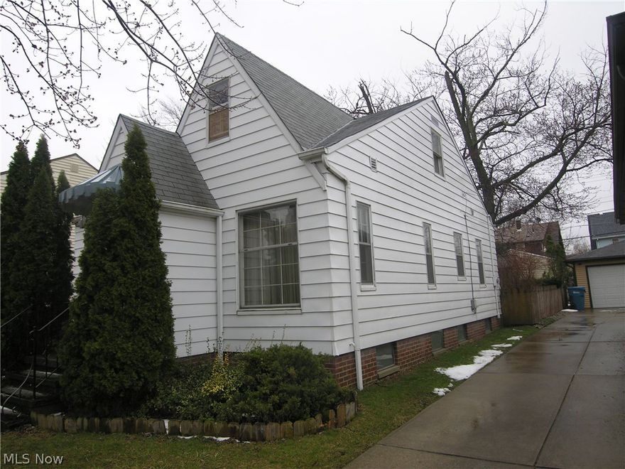 Three Bedroom one bath Bungalow with hardwood floors on the first floor. Kitchen has a dinette area.  Second floor has neat alcove and build ins. Open basement. 1 1/2 car garage. Close to State and  I 480 exit.  Property was built prior to 1978 and lead based paint may potentially exist.