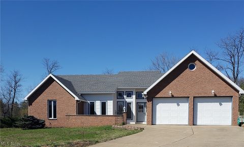 Homes For Sale - 82 Sandbrook Circle<br/> Washington, WV 26181