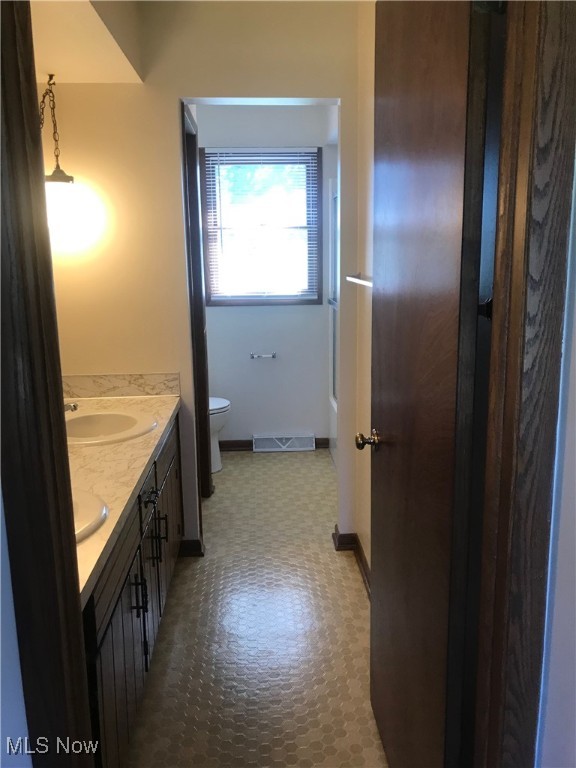 Canton - Residential Income