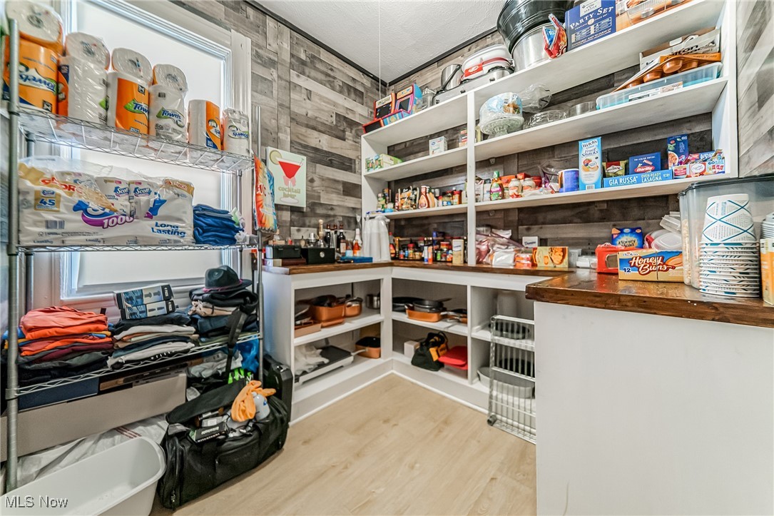 Metro Golf Park - Residential Income