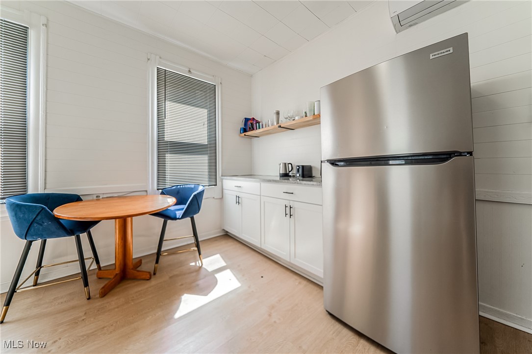 Metro Golf Park - Residential Income