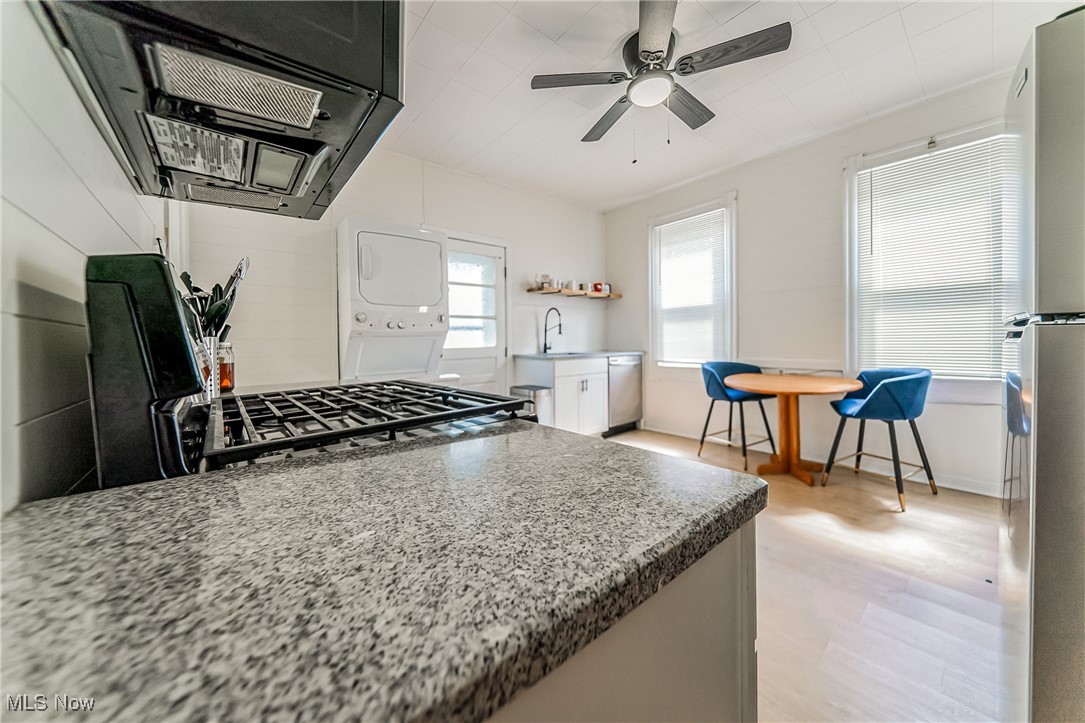 Metro Golf Park - Residential Income